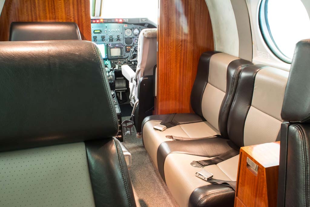 private flight on the Beechcraft King Air 100